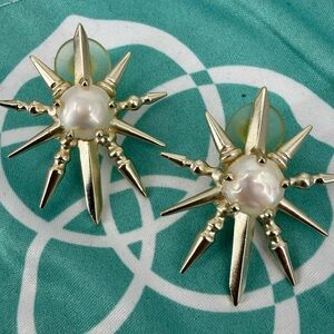 Kendra Scott Rogan Starburst Pearl Gold Statement Stud Earrings with Dust Bag